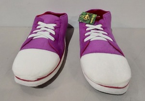 46 X BRAND NEW DUNLOP TRAINER BOOT SLIPPERS IN PURPLE IN SIZE LARGE (7/ 8) IN 4 BOXES WITH 6 LOOSE