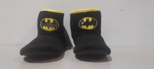 96 X BRAND NEW BATMAN MENS BOOT SLIPPERS IN MIXED SIZES 7, 8, 9, 10 , 11, 12 IN THE COLOUR BLACK IN 8 BOXES