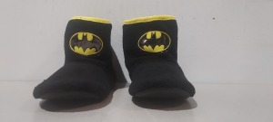 43 X BRAND NEW BATMAN MENS BOOT SLIPPERS IN MIXED SIZES 7, 8, 9, 10 , 11, 12 IN THE COLOUR BLACK IN 4 BOXES