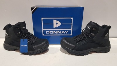 20 X BRAND NEW DONNAY SUEDE HI SN99 BOOTS ALL IN BLACK AND ALL IN SIZE UK 10 IN 4 BOXES (PLEASE NOTE - ALTHOUGH MOST BOXES ARE FACTORY SEALED WE HAVE IDENTIFIED SOME MINOR MANUFACTURING IMPERFECTIONS ON EXAMINATION - SEE SUPPLEMENTARY IMAGE & BID ACCORDIN