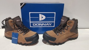 20 X BRAND NEW DONNAY SUEDE HI SN99 BOOTS IN BROWN/BLACK ALL IN SIZE UK 9 IN 4 BOXES (PLEASE NOTE - ALTHOUGH MOST BOXES ARE FACTORY SEALED WE HAVE IDENTIFIED SOME MINOR MANUFACTURING IMPERFECTIONS ON EXAMINATION - SEE SUPPLEMENTARY IMAGE & BID ACCORDINGLY