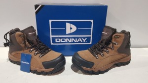 20 X BRAND NEW DONNAY SUEDE HI SN99 BOOTS IN BROWN/BLACK ALL IN SIZE UK 9 IN 4 BOXES (PLEASE NOTE - ALTHOUGH MOST BOXES ARE FACTORY SEALED WE HAVE IDENTIFIED SOME MINOR MANUFACTURING IMPERFECTIONS ON EXAMINATION - SEE SUPPLEMENTARY IMAGE & BID ACCORDINGLY