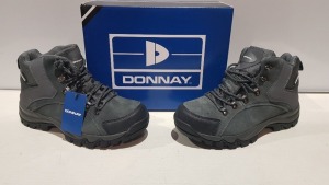 20 X BRAND NEW DONNAY SUEDE HI SN99 BOOTS IN GREY/ BLACK ALL IN SIZE UK 8 IN 4 BOXES (PLEASE NOTE - ALTHOUGH MOST BOXES ARE FACTORY SEALED WE HAVE IDENTIFIED SOME MINOR MANUFACTURING IMPERFECTIONS ON EXAMINATION - SEE SUPPLEMENTARY IMAGE & BID ACCORDINGLY