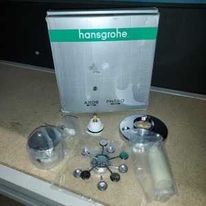 5 X BRAND NEW HANSGROHE SHUT OFF DIVERTER VALVE ( 1593200 )