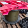 15 X ROLLS OF VARIOUS SIZE COMMOSCOPE OPTICAL CABLES ( OVER 1500M WORTH OF CABLES - EXTERNAL FIBRE LOCKING MECHANISM / VARIOUS EMTEL 2FU SM G657AI RIBBED CABLES / VARIOUS SAFETY PINS / LIGHTSPEED MB-0415 FIBRE OPTIC CANE ON A REEL - ON 2 PLT - 6
