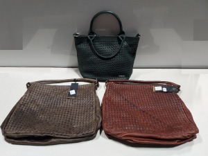 3 X BRAND NEW MIXED VENEZIA VERA PELE REAL LEATHER BAGS TO INCLUDE 1X MARCO VENEZIA COLINA BASKET HAND BAG IN BROWN - 1X MARCO VENEZIA EDEN BASKET HAND BAG IN GREEN - 1X MARCO VENEZIA COLINA TUAPE HAND BAG