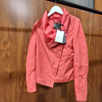 10 X BRAND NEW MUUBAA SINOIA DRAPE JACKETS IN CHERRY RED IN SIZE 6-14