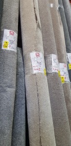 1 X PART ROLL OF HIGH QUALITY STAIN FREE - LUXURY SOFT CARPET IN BEIGE COLOUR APPROX 2.85 X 4 METER ROLL