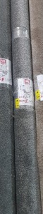 1 X PART ROLL OF HIGH QUALITY STAIN FREE - LUXURY SOFT CARPET IN DARK GREY COLOUR APPROX 3.4 X 4 METER ROLL