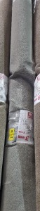 1 X PART ROLL OF HIGH QUALITY STAIN FREE - LUXURY SOFT CARPET IN LIGHT GREY COLOUR APPROX 3.5 X 4 METER ROLL
