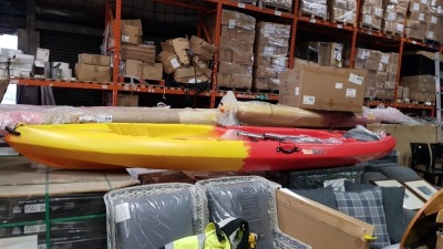 1 X BRAND NEW GUL HAWKERS 2 PERSON KAYAK - IN RED AND ORANGE - INCLUDES 2 REMOVABLE COMFORT SEATS /4 X PADDLES / DRY SEAL HATCHES / PADDLE HOLDERS / ( SIZE : 380 CM LENGTH / BEAM 85CM / DEPTH 35 CM ) - 32KG