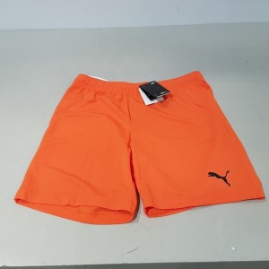 70 X BRAND NEW PUMA TEAM RISE ORANGE SHORTS IN SIZE LARGE