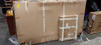 1 X RILEY 7 FOOT X 4 FOOT POOL TABLE - INCLUDES CUES / BALLS / BRUSH / TRIANGLE AND CHALK ( PLEASE NOTE THIS IS CUSTOMER RETURNS - CONDITION UNKNOWN - IN 2 BOXES )