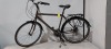 1 X MUDDYFOX VOYAGER 200 BICYCLE - 21 GEARS - SIDE STAND AND REAR STOARGE RACK - 22 INCH FRAME ( PLEASE NOTE SCUFF MARKLS ALL OVER ) - 2