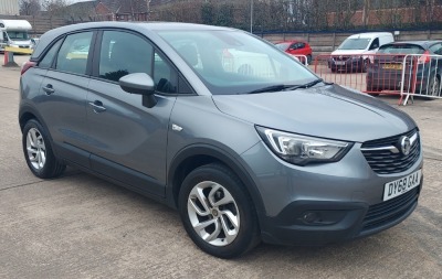 GREY VAUXHALL CROSSLAND X SE, REG NO: DY68 GAA, MILEAGE: 30,229, ENGINE SIZE: 1199CC, FIRST REGISTERED: 31/01/2019, WITH 2 KEYS, WITH V5, MOT UNTIL 26/06/2025, CLIMATE CONTROL & CRUISE CONTROL