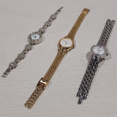 3 X LADIES WATCHES - 1 X SEKONDA GOLD COLOURED 1 X QUARTZ FLORAL PATTERN 1 X INGERSOLL IG0018 STAINLESS STEEL