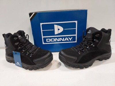 25 X BRAND NEW DONNAY SUEDE HI SN99 BOOTS IN BLACK ALL IN SIZE 9 , ( PLEASE NOTE - WE HAVE SOME MINOR MANUFACTURING IMPERFECTIONS ON EXAMINATION SEE SUPPLEMENTARY IMAGE AND BID ACCORDINGLY)