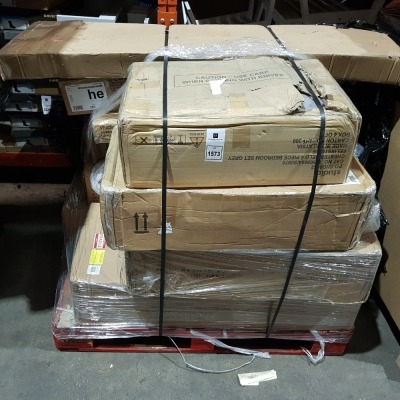 6 X MIXED FLAT PACK LOT CONTAINING CHESTERFIELD 4 PIECE BEDROOM SET IN GREY , CARLTEN MULTI CHEST IN WHITE, STUDIO SHERBOURNE COFFEE TABLE ETC ON A FULL PALLET (NOTE - CUSTOMER RETURNS MAY BE MISSING PARTS)