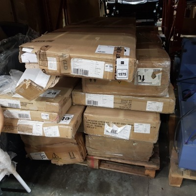 6 X FURNITURE LOT CONTAINING , HOXTON DISPLAY UNIT IN BROWN , HL 8 DRAW CHEST IN WHITE , LANCASTER 4 PIECE BEDROOM SET IN GREY , HOMELY BLANK 4 PIECE SET IN GREY ETC ON A FULL PALLET (PLEASE NOTE - CUSTOMER RETURNS SOME MAY BE MISSING PARTS)