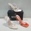15 X MIXED MISSGUIDED WOMENS SHOES CONTAINING HIGH HEEL BLOCK BARELY THERE SANDAL IN WHITE, POINTED TOE PERSPEX STILETTO IN NUDE , STRAPPY RING DETAIL HEELED SANDAL WHITE , SQUARE TOE TIE UP HEELED SANDAL ORANGE ETC ALL IN SIZE 6 (NOTE - SOME HAVE SECURI