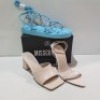 15 X MIXED MISSGUIDED WOMENS SHOES CONTAINING POINTED TOE PATENT BARELY THERE IN NUDE, WF SQUARE TOE BLOCK HEEL MULE SANDALS IN SAND , CHUNKY FLATFORM GLADIATOR SANDAL IN BLUE , SQUARE TOE PATENT HEELED SANDAL IN BLACK ETC ALL IN SIZE 5 (NOTE - SOME HAVE