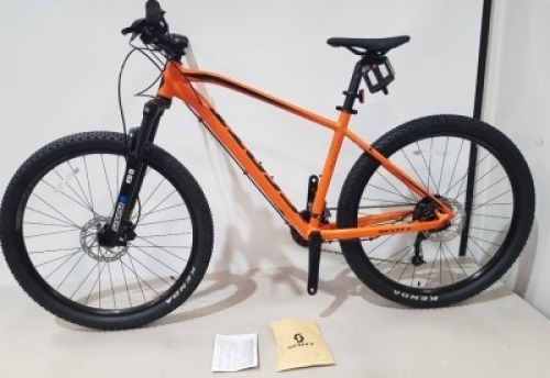 SCOTT ASPECT 750 BIKE MODEL: 286352 SIZE: M ORIG RRP &pound;699 ASPECT 700/900 ALLOY FRAME SUNTOUR XCT30-HLO 100MM FORK SHIMANO ALTUS 18 SPEED TEKTRO HYD. DISC BRAKES KENDA BOOSTER WITH PEDALS