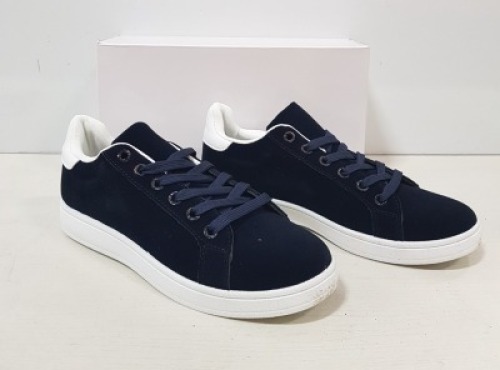 24 X BRAND NEW TRAINERS IN COLOUR NAVY IN SIZE UK 7 IN TWO BOXES