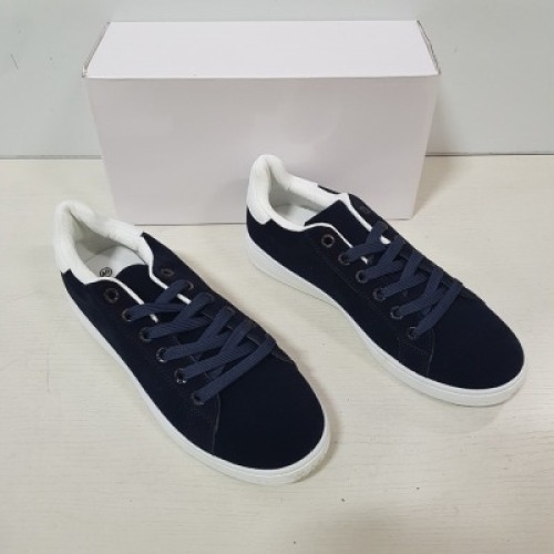 24 X BRAND NEW TRAINERS IN COLOUR NAVY IN SIZE UK 7.5 IN TWO BOXES
