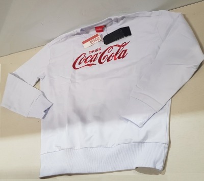 30 X BRAND NEW COCA COLA JUMPERS IN WHITE/RED IN SIZE XS IN ONE BOX