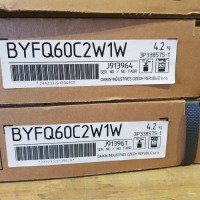 2 X BRAND NEW BOXED DAIKIN AIR CONDITIONING CASSETTE PANEL (BYFQ60C2W1W) RRP &pound; 290.30 PP - TOTAL RRP &pound; 580.60