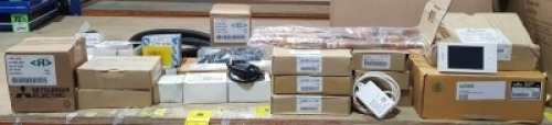 27 X BRAND NEW MIXED LOT CONTAINING MITSUBISHI PWB POWER ASSEMBLY (PJA505A235AJ ) / MITUBISHI ELECTRI AIR CONDINTIONING CONTROL SYSTEM TOUCH REMOTE CONTROLLER (PAR-CT01MAA-SB) / MITSUBSHI ELECTRIC CONTROLLER BOARD ( T7W E63 315 ) /COPOPOER BRANCH PIPE