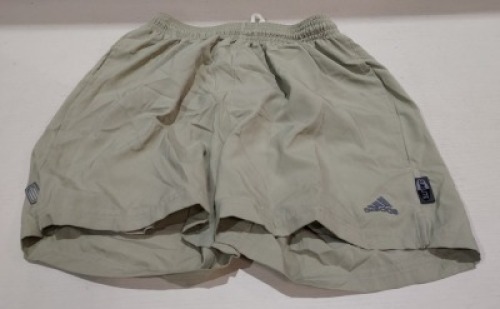 20 X ADIDAS KIDS SHORTS IN LIGHT GREEN IN VARIOUS SIZES I.E M, L, XL IN 1 TRAY (TRAY NOT INCLUDED)