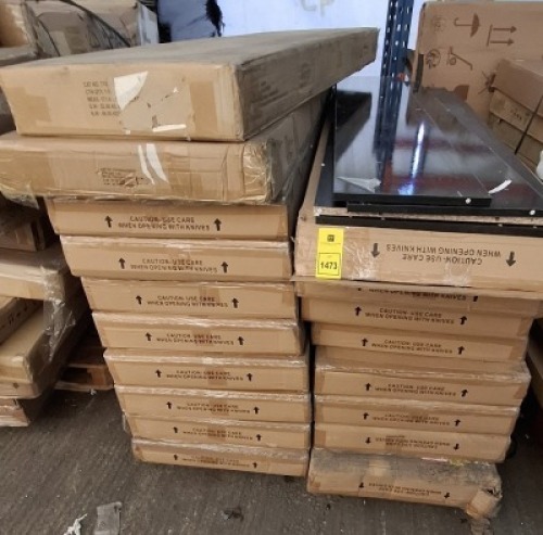 10 X PIECE MIXED FLAT PACK FURNITURE LOT TO INCLUDE CARLETON MIRRORED COMBI UNIT IN BLACK - LANCASTER COMBI UNIT IN BLUE - LANCASTER SLIDING WARDROBE ETC (PLEASE NOTE CUSTOMER RETURNS SOME MAY ONLY BE PART BOXES)