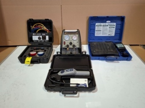 4 PIECE MIXED TOOL LOT CONTAINING 1 X JAVAC XTR - ULTRA REFRIGERANT RECOVERY UNIT 1 X ITE TOOLS - WEIGHING SCLAES - WS-150 1 X JAVAC 2 VALVE REFRIGERANT GAUGES - WITH HOSES 1 X JAVAC TEK-MATE REFRIGERANT LEAK DETECTOR (