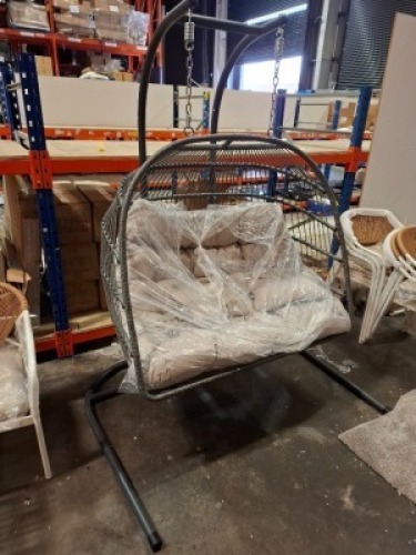 1 X SANTORINI DOUBLE FLOATING EGG CHAIR - IN GREY AND BEIGE CHAIR - 118 X 127 X 62 CM FRAME - 145 X 96 X 196 CM