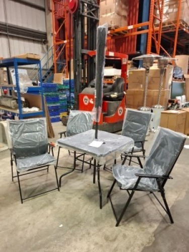 1 X 6 PIECE DINING SET IN BLACK/ ANTHRACITE TABLE SIZE 80 X 80CM AND HEIGHT 71CM WITH 4 PADDED CHAIRS AND 180CM DIAMETER PARASOL