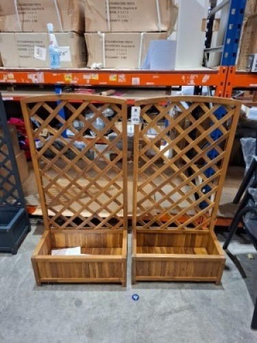 2 X STUDIO LARGE TRELLIS IN NATURAL OAK COLOUR IN SIZE 118CM HEIGHT , 30CM DEPTH, 60CM LENGTH