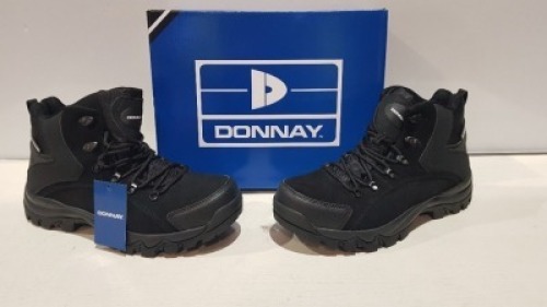 25 X BRAND NEW DONNAY SUEDE SN99 BOOTS IN BLACK IN MIXED SIZES 7 IN SIZE 7 AND 14 IN SIZE 8 AND 4 IN SIZE 9 - (PLEASE NOTE - WE HAVE IDENTIFIED SOME MINOR MANUFACTURING IMPERFECTIONS ON EXAMINATION SEE SUPPLEMENT IMAGE AND BID ACCORDINGLY )