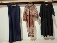 30 X BRAND NEW MIXED ACTUEL WOMENS CLOTHING LOT CONTAINING PINK/FLORAL SHORT TOP IN SIZE SMALL , LONG BLACK DRESS IN SIZE SMALL , LONG BROWN AND WHITE DRESS IN SIZE LARGE , LONG NAVY BLUE DRESS IN SIZE XL ETC IN ONE BOX