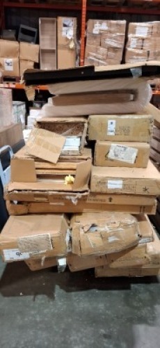 10 X PIECE MIXED FLAT PACK FURNITURE LOT TO INCLUDE ADISON 8 CUBE UNIT - CARLETON OVERBED STORAGE - CARLETON SINGLE BED IN BLACK - 7 PIECE DINING SET ETC (PLEASE NOTE CUSTOMER RETURNS & SOME MAY ONLY BE PART BOXES)