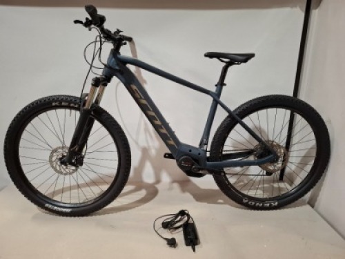 SCOTT ASPECT E-RIDE930 BIKE MODEL: 280740 SIZE: XL ORIG RRP &pound;2799 ASPECT ERIDE ALLOY FRAME SR SUNTOUR 120MM FORK SHIMANO DEORE 10 SPEED BOSCH PERF. LINE, POWERTUBE 625WH UP TO 1125WH SHIMANO DISC BRAKES KENDA TYRES SYNCROS PARTS BOSCH LIGHT CABLE F&R (SEE