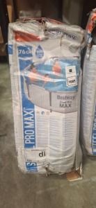 1 X BESTWAY 3.05M STEEL PRO MAX SWIMMING POOL 4,678 L IN HEIGHT 76CM IN ONE BOX (NOTE DAMAGED BOX / CUSTOMER RETURNS / ALL COMPONENTS PRESENT