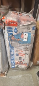 1 X BESTWAY 3.05M STEEL PRO MAX SWIMMING POOL 4,678 L IN HEIGHT 76CM IN ONE BOX (NOTE DAMAGED BOX / CUSTOMER RETURNS / ALL COMPONENTS PRESENT