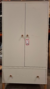 1 X 2 DOOR ONE DRAWER WARDROBE IN LIGHT GREY IN SIZE H 190 X W 97 X D 60 ( NOTE CUSTOMER RETURNS )