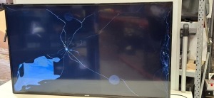 1 X PHILIPS TV - MODEL NO BDL4330QL (NOTE BROKEN FOR SPARE PARTS )