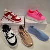 31 X BRAND NEW MIXED FOOTWEAR LOT TO INCLUDE VENICE WHITE AND PINK TRAINERS - VENICE PURPLE AND WHITEV TRAINER - SUREDELLE BLACK TRAINERS - RED AND WHITE LACED TRAINERS - WHITE AND BLACK TRAINERS ETC ALL IN VARIOUS SIZES
