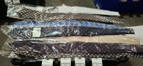 25 X BRAND NEW MIXED DAN JOHN TIES IN VARIOUS STYLES AND COLOURS - PLEASE SEE PICTURE (PICK LOOSE) RRP-&pound;19.99 PP