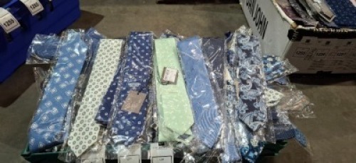 25 X BRAND NEW MIXED DAN JOHN TIES IN VARIOUS STYLES AND COLOURS - PLEASE SEE PICTURE (PICK LOOSE) RRP-&pound;19.99 PP