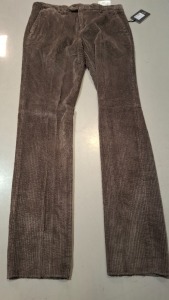 10 X BRAND NEW MIXED DAN JOHN SUIT PANTS LOT IN VARIOUS STYLES AND COLOURS TO INCLUDE BLUE- BROWN - GREY - ALL IN VARIOUS SIZES RRP-£49.99 PP