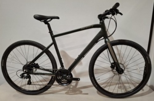 SCOTT SUB CROSS 50 BIKE MODEL: 422974 SIZE: XL ORIG RRP &pound;649 SUB CROSS MEN/LADY ALLOY FRAME SUB CROSS STEEL RIGID FORK SHIMANO TOURNEY TX800 24 SPEED TEKTRO HYD. BRAKES KENDA BOOSTER